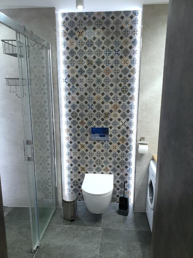 Private Apartment, Aircondition, Hd Tv Pl & De, Wifi, Garage, Fully Equipped, Near Beach โควอบเซก ภายนอก รูปภาพ
